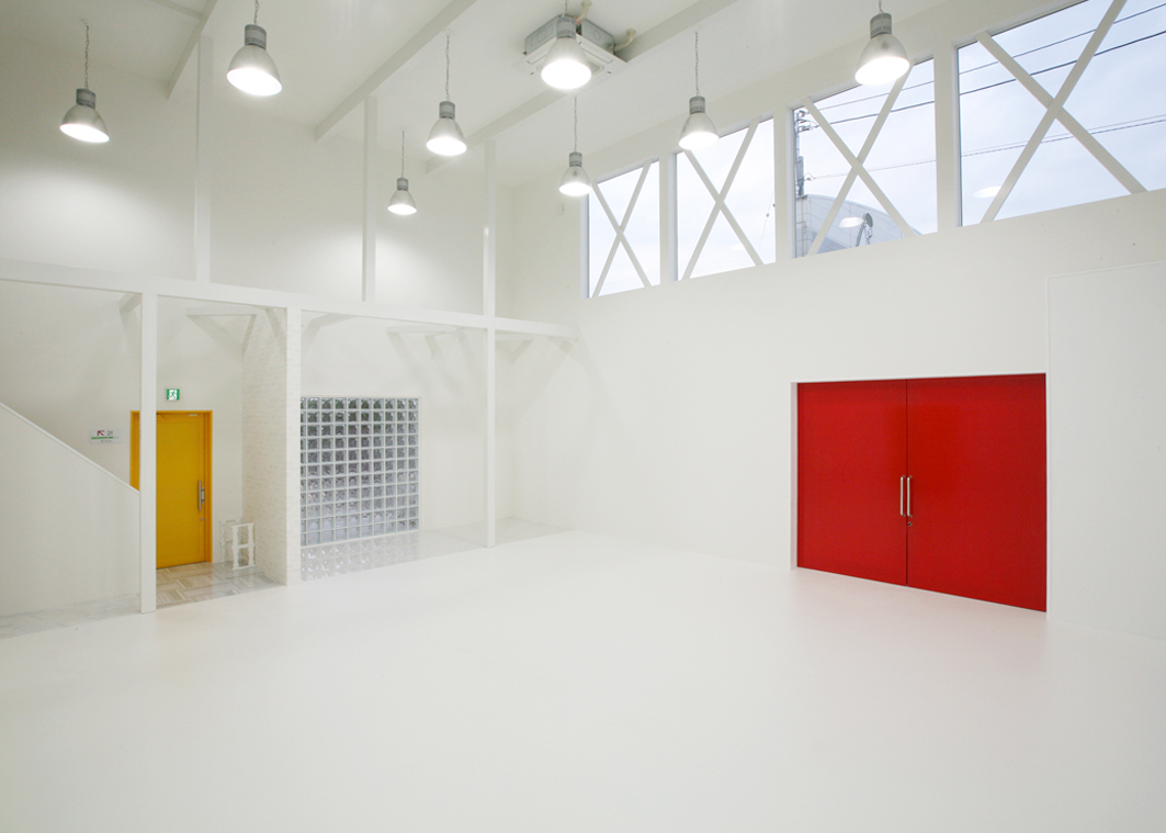 村山写真館 & ヒーローズ クリエイション