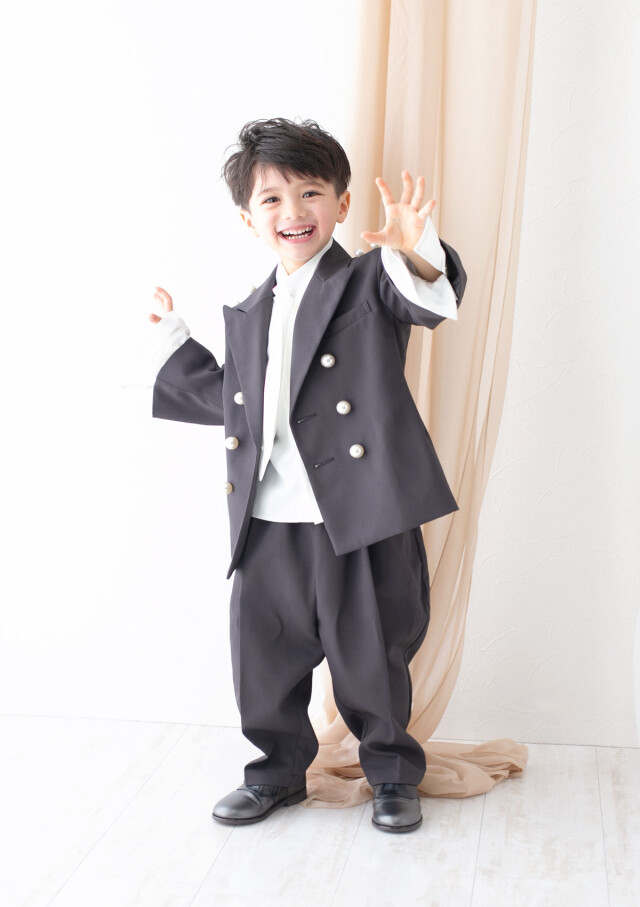 5歳スーツ SABINUKIの衣装画像1
