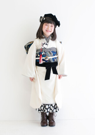 7歳着物 モダン