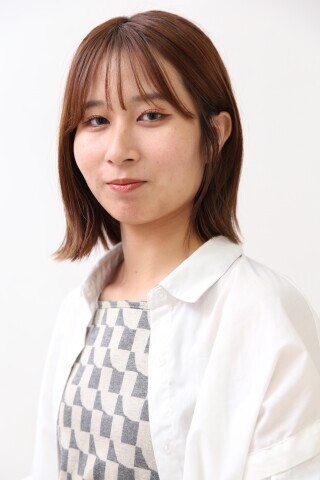 清水　彩里