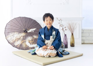 【半額フェア開催中】七五三　和装12カット製本アルバムプラン(お一人写し）