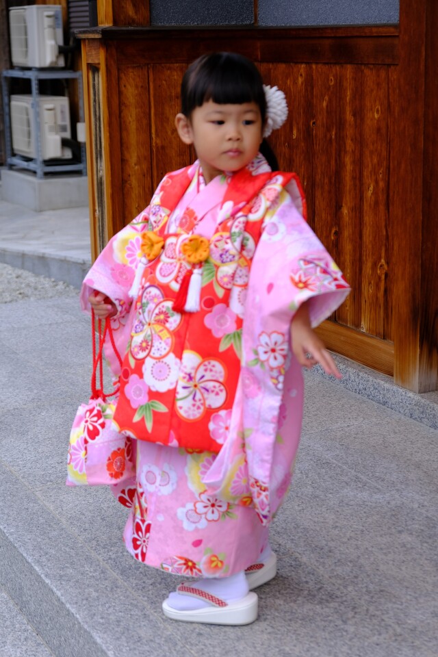 七五三(3歳女の子)の衣装画像2