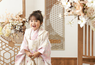 フォトスタジオタートル　春日井店の店舗サムネイル画像