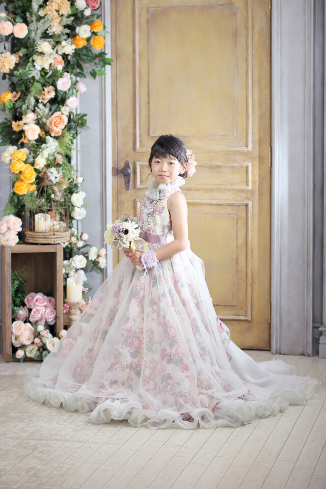 7歳ドレスの衣装画像1