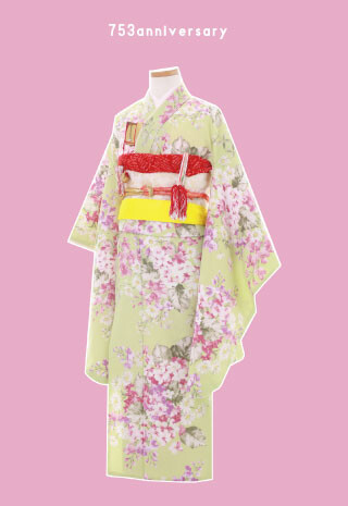 No.9757 柔らかな若草色に白とピンクのお花が上品なお祝い着
