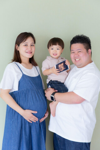 お腹の赤ちゃんと過ごすこの特別な時間を、未来に繋がる１枚に。