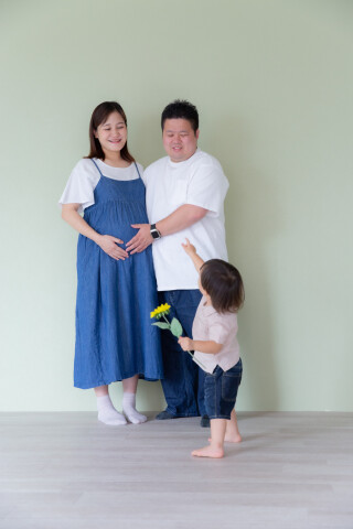 お腹の赤ちゃんと過ごすこの特別な時間を、未来に繋がる１枚に。