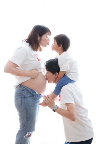 お腹の赤ちゃんと過ごすこの特別な時間を、未来に繋がる１枚に。